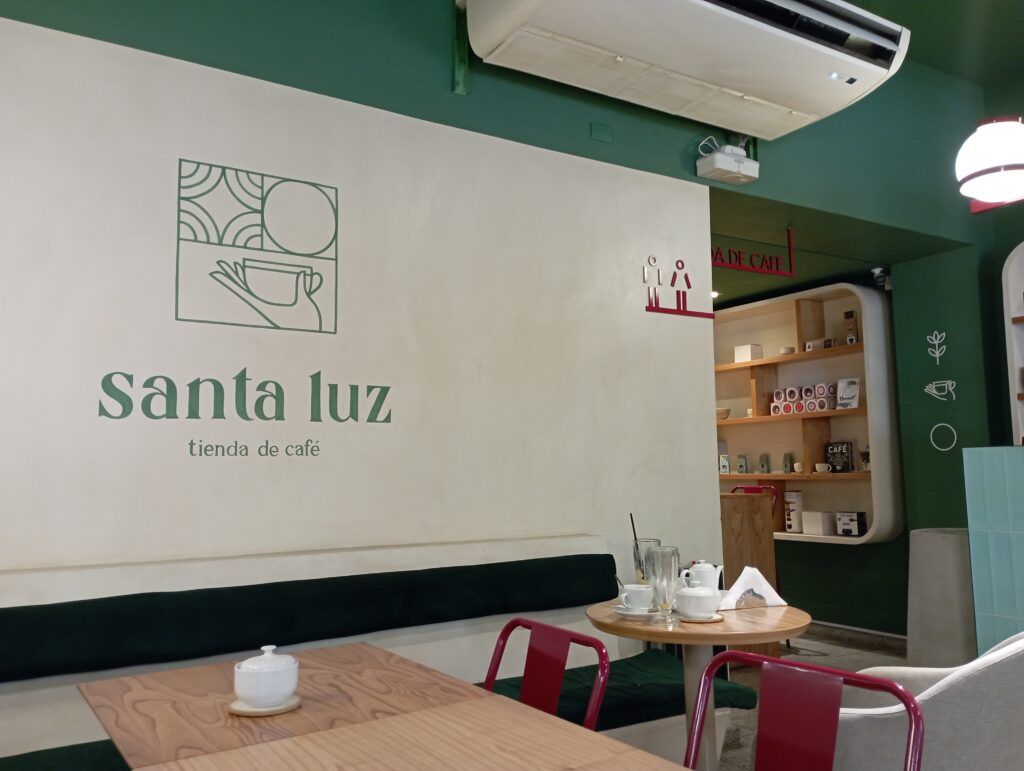 Santa Luz tienda de café