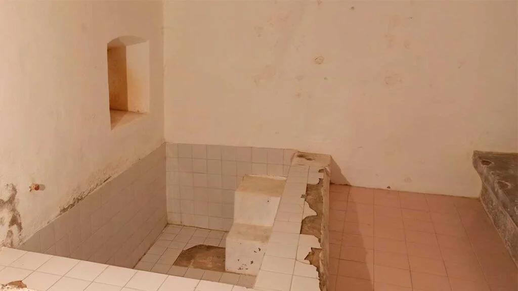 baños subterráneos en Jesús María - amocordoba.ar