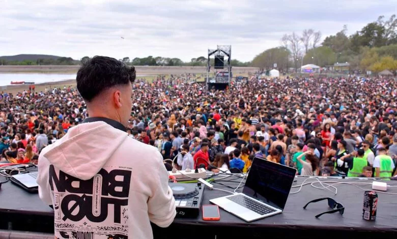Fiesta de la primavera en Embalse
