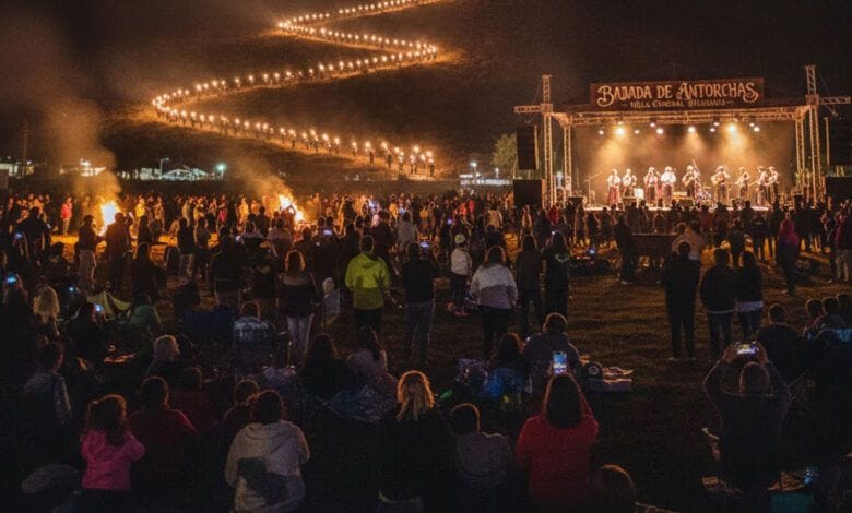 Bajada de Antorchas Villa General Belgrano