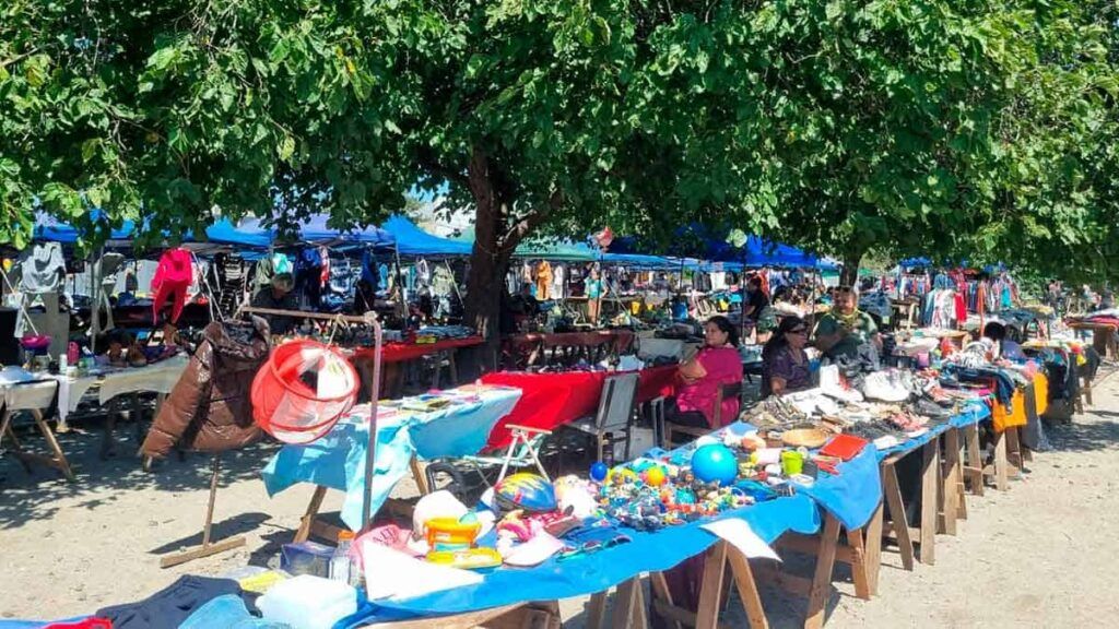 Juguetes económicos en la feria