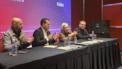 Imagen de la presentación de las obras poéticas de Susana Romano Sued y Susana Cabuchi
