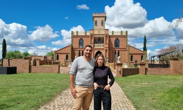 Castillo de Lis en Colonia Caroya: reapertura y gastronomía